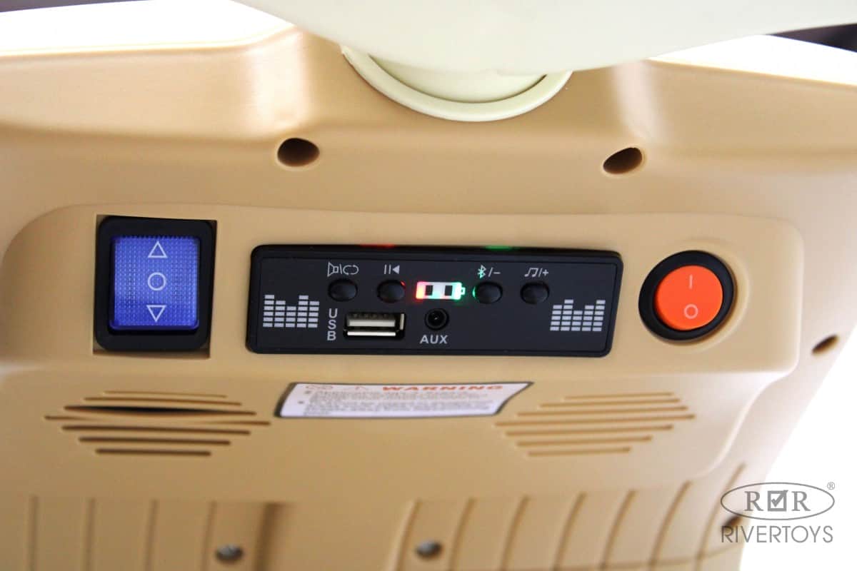картинка Детский электроскутер K777PX-A бежевый 