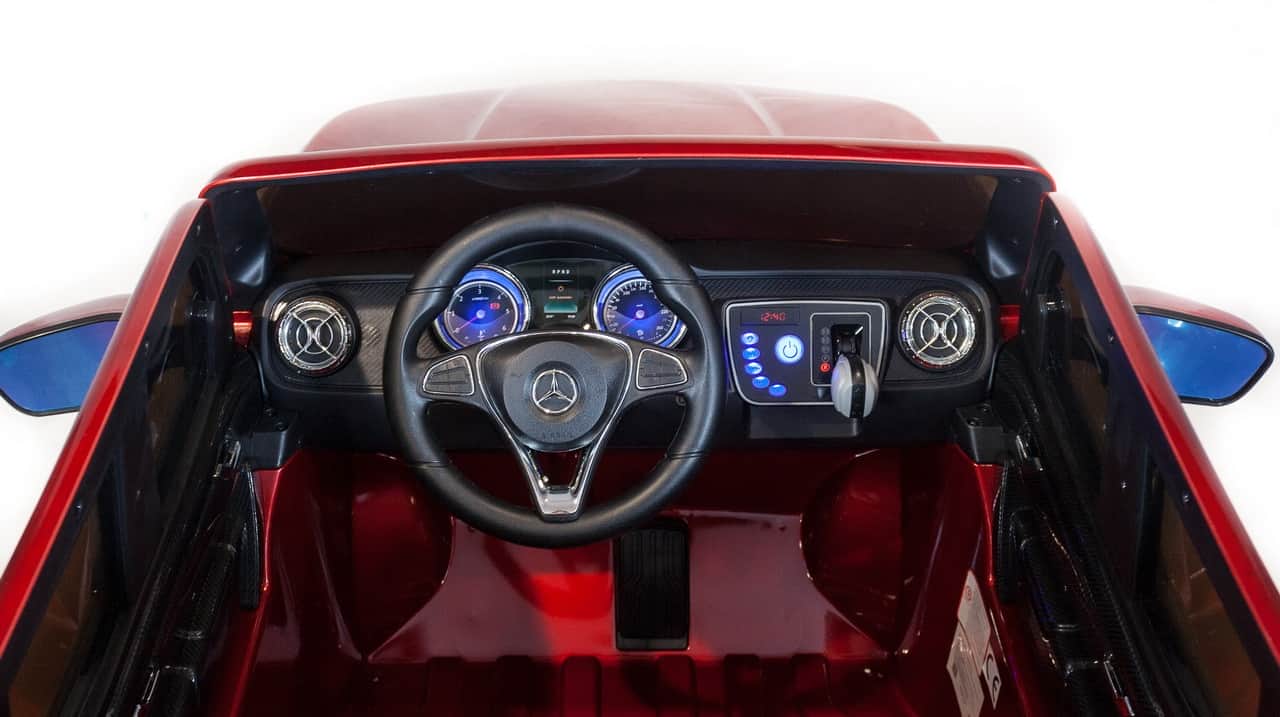 картинка Джип Mercedes Benz X-Class XMX 606 Красный краска 