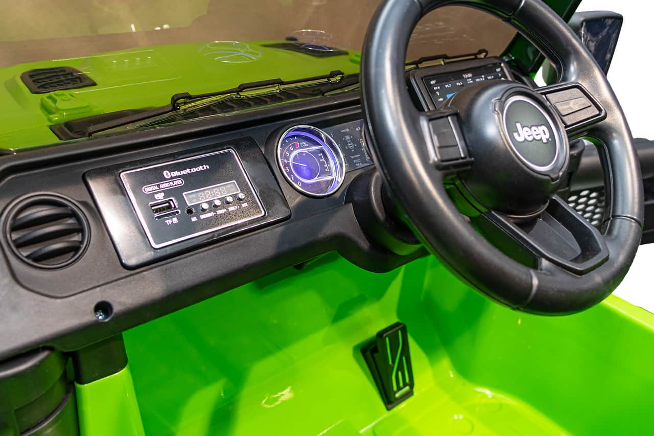 картинка Джип Jeep Rubicon DK-JWR555 Зеленый 
