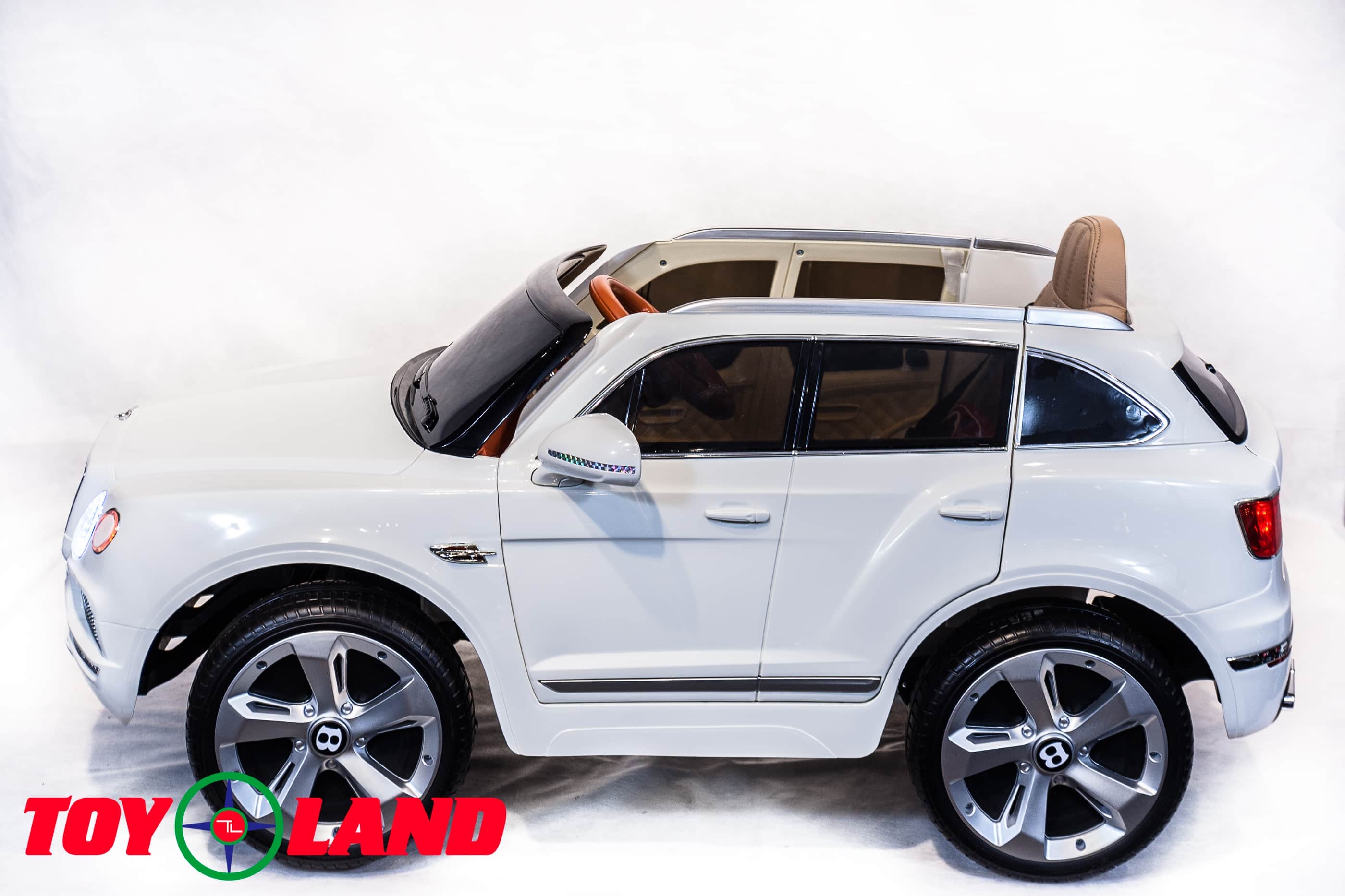 картинка Джип Bentley Bentayga Белый 