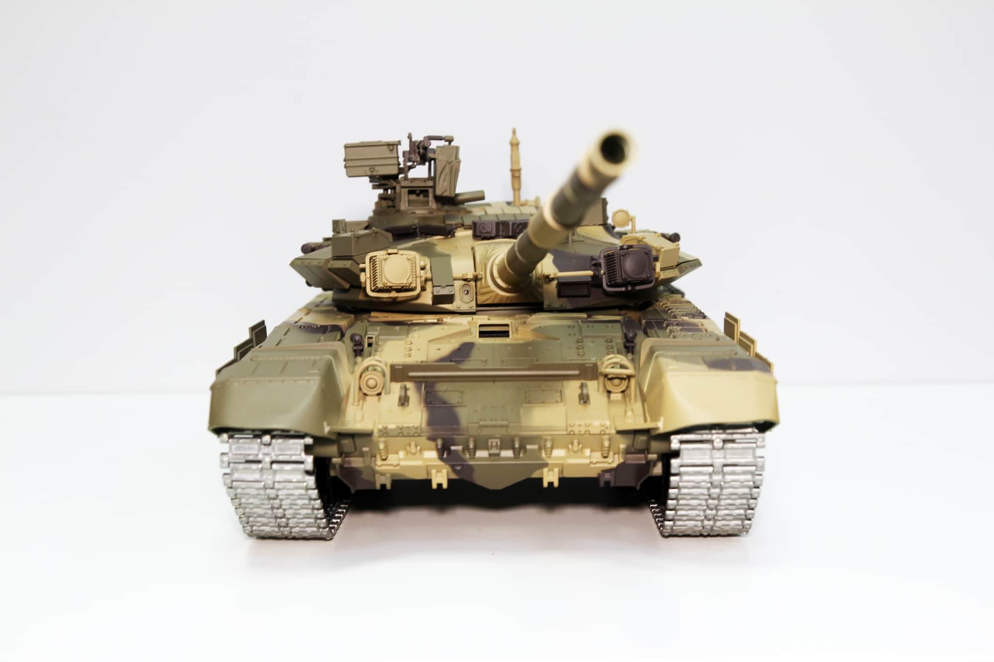 картинка Радиоуправляемый танк Heng Long Т-90 Pro V7.0 масштаб 1:16 RTR 2.4G - 3938-1PRO V7.0 