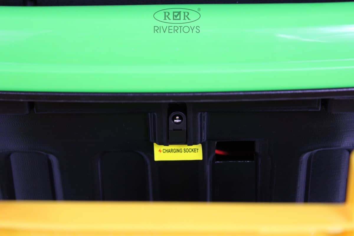 картинка Детский электромобиль K111KK зеленый 