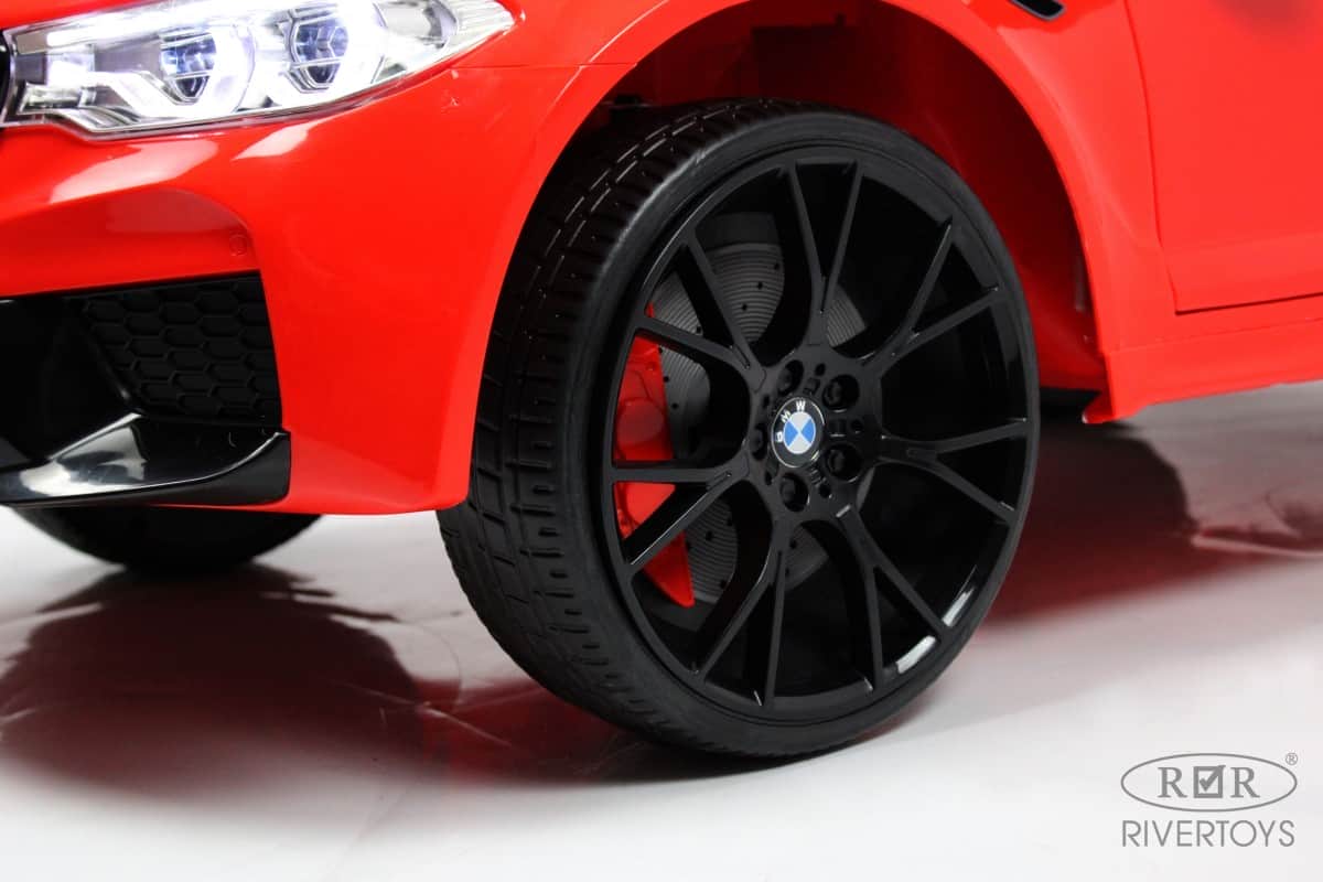 картинка Детский электромобиль BMW M5 Competition (A555MP) красный 