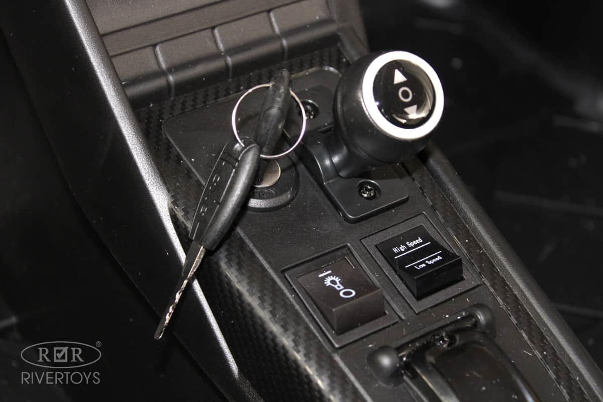картинка Детский электромобиль AUDI R8 (M333MM) синий 