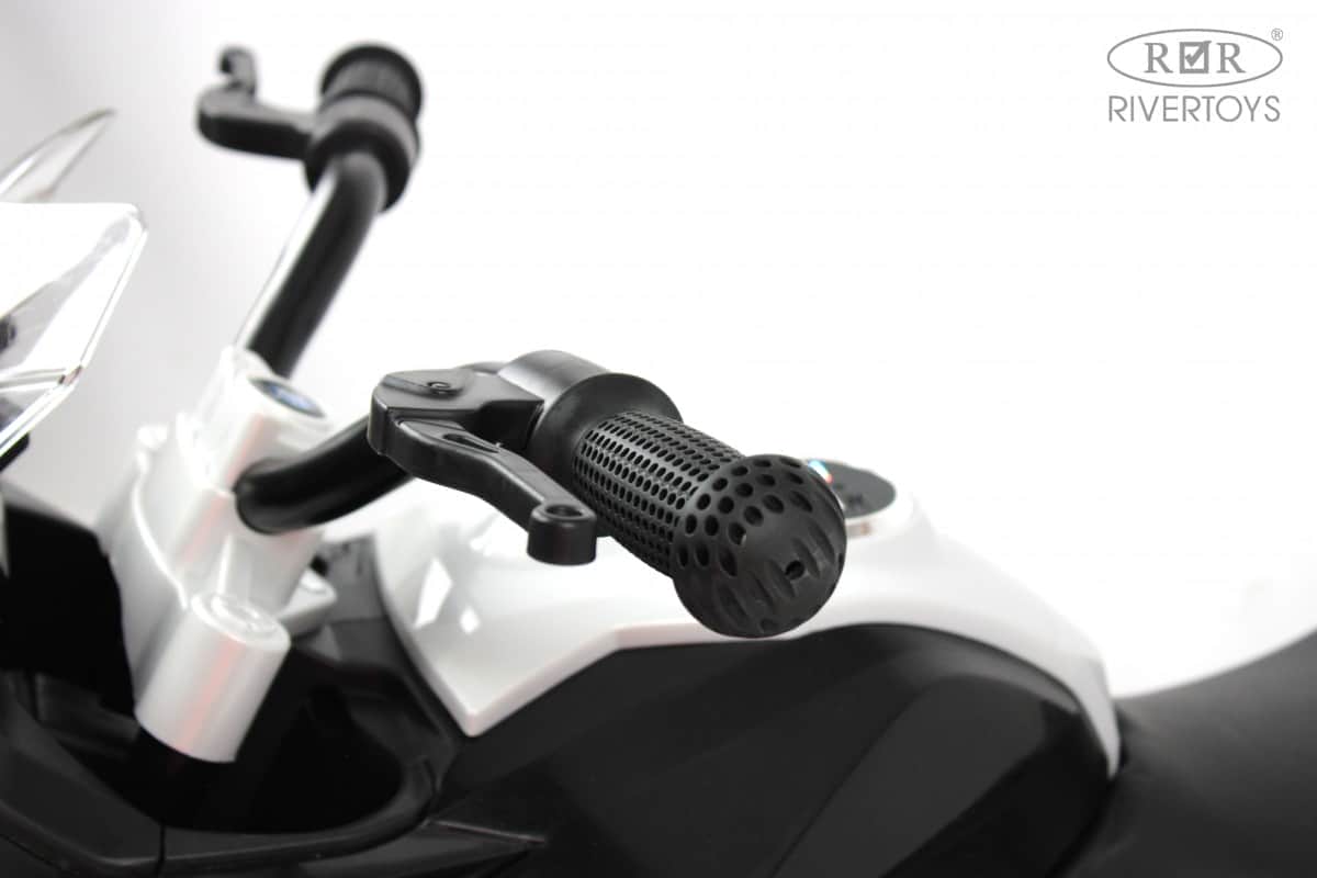 картинка Детский электротрицикл Z333ZZ черный 
