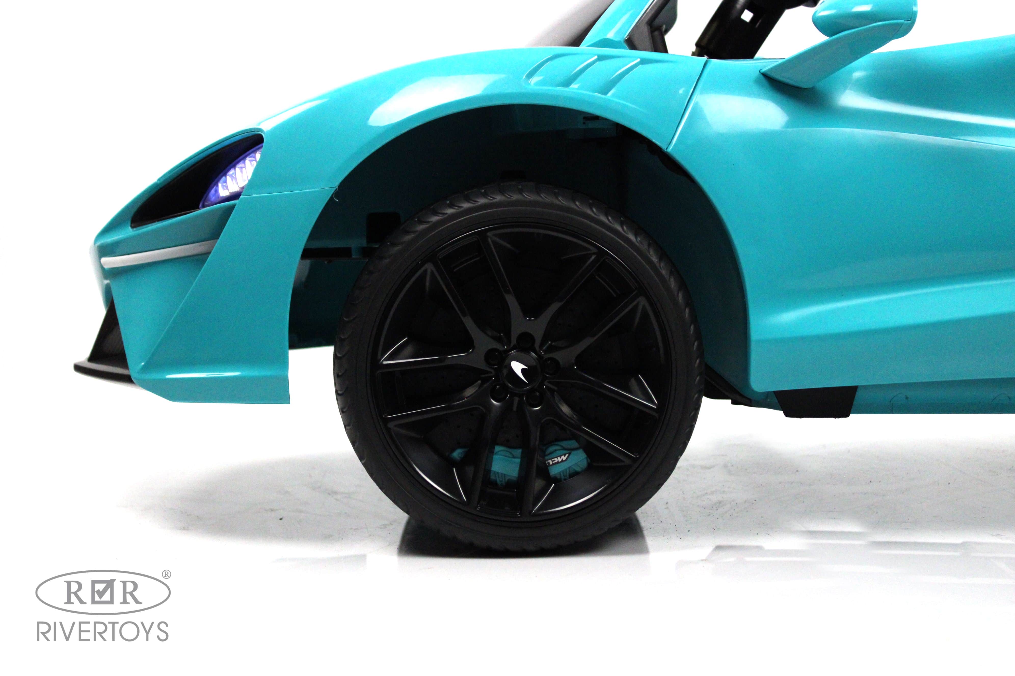 картинка Детский электромобиль McLaren Artura (P888BP) голубой 