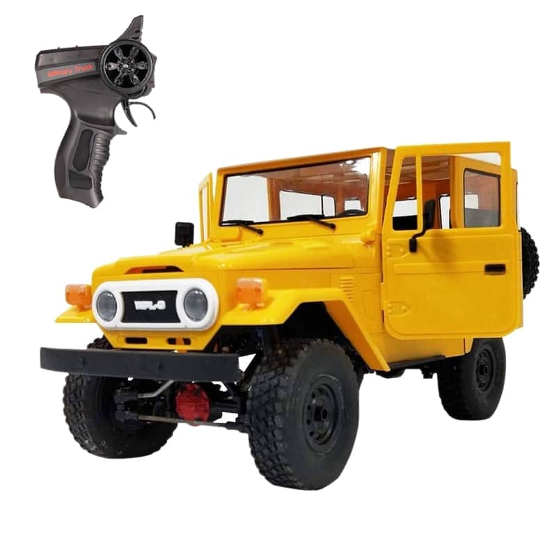 картинка Радиоуправляемый внедорожник WPL Toyota FJ40 желтый 4WD масштаб 1:16 2.4G - WPLC-34-YELLOW 