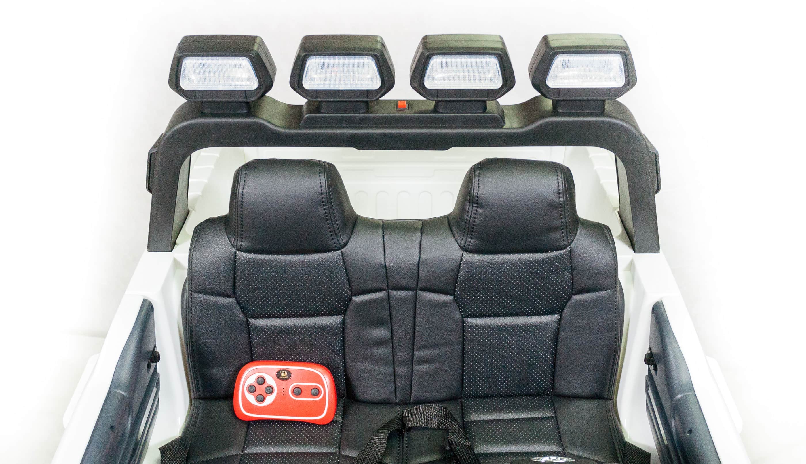 картинка Джип Toyota Tundra 2.0 Белый 