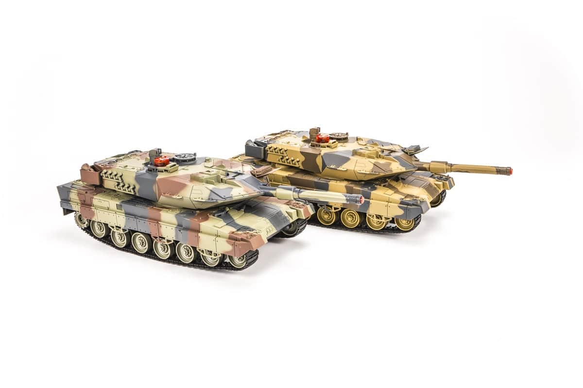 картинка Радиоуправляемый танковый бой Huan Qi Abrams vs Abrams 1:24 2.4G - HQ558 