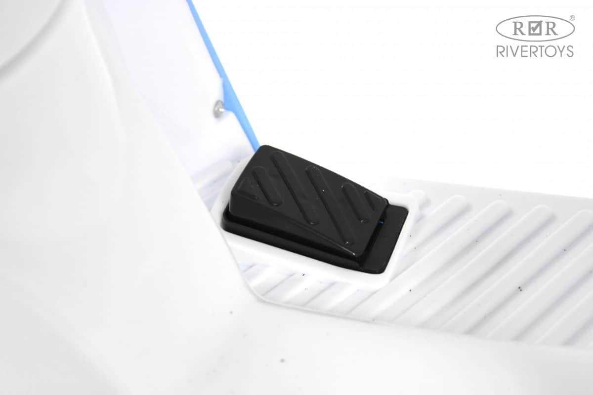 картинка Детский электромобиль Z444ZZ синий 
