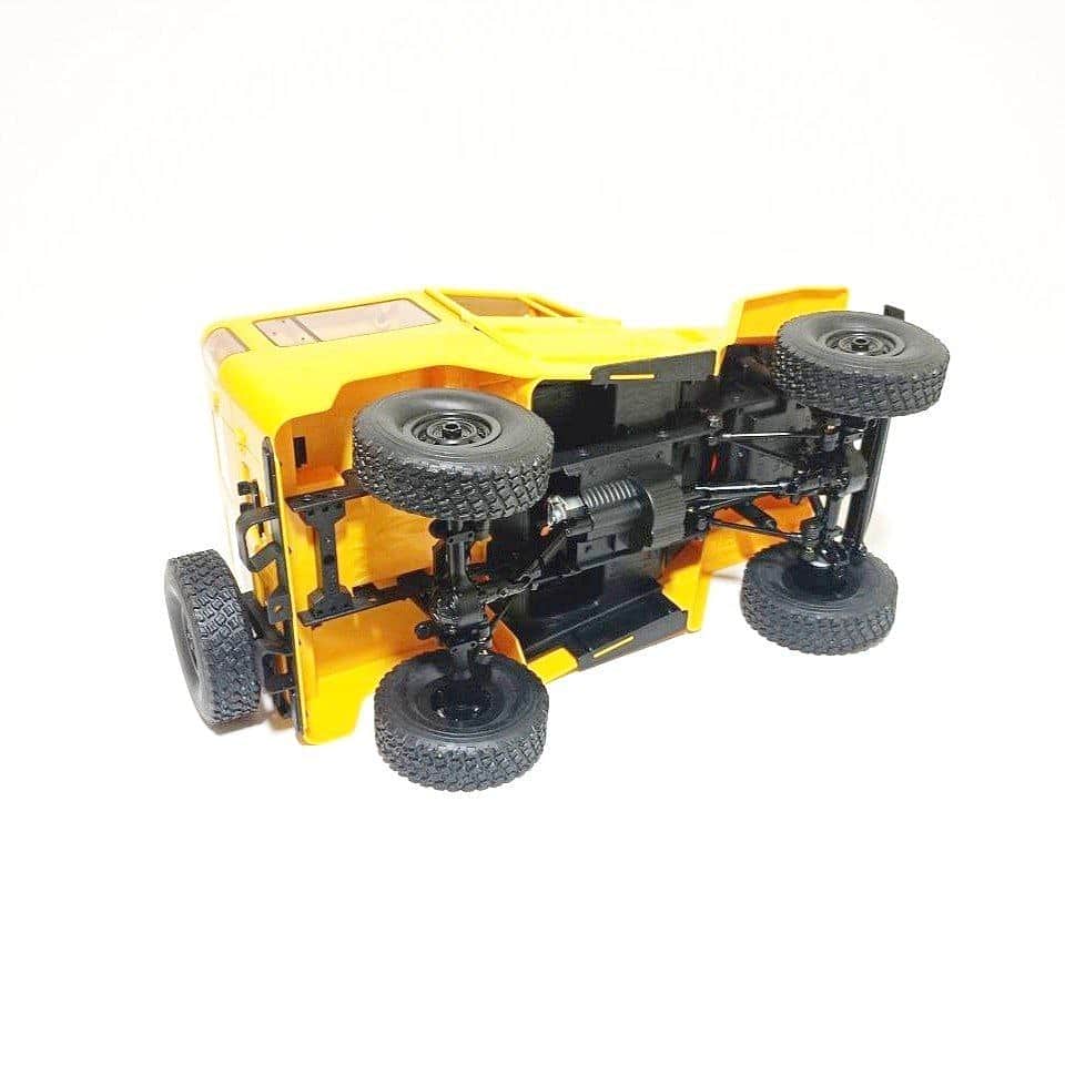 картинка Радиоуправляемый внедорожник WPL Toyota FJ40 желтый 4WD масштаб 1:16 2.4G - WPLC-34-YELLOW 