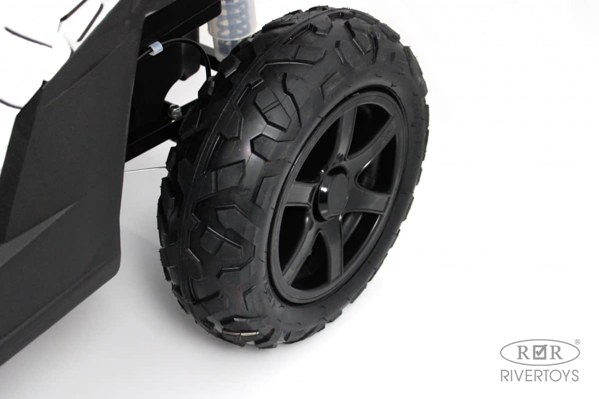 картинка Детский электромобиль M222MM белый Spider 