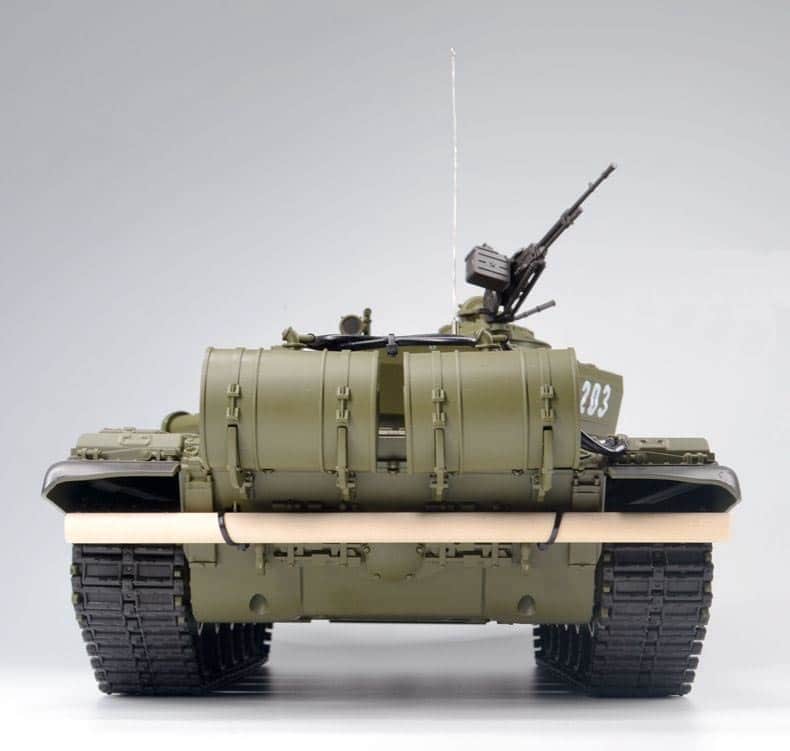 картинка Радиоуправляемый танк Heng Long Russian T-72 1:16 (ИК+Пневмо) 2.4G - 3939-1 V6.0 