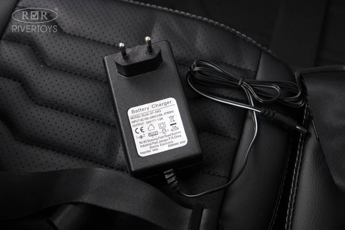 картинка Детский электромобиль M222MM синий Spider 