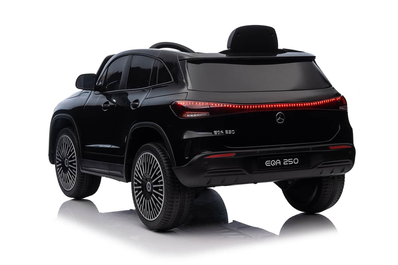 картинка Джип Mercedes Benz EQA Черный краска 