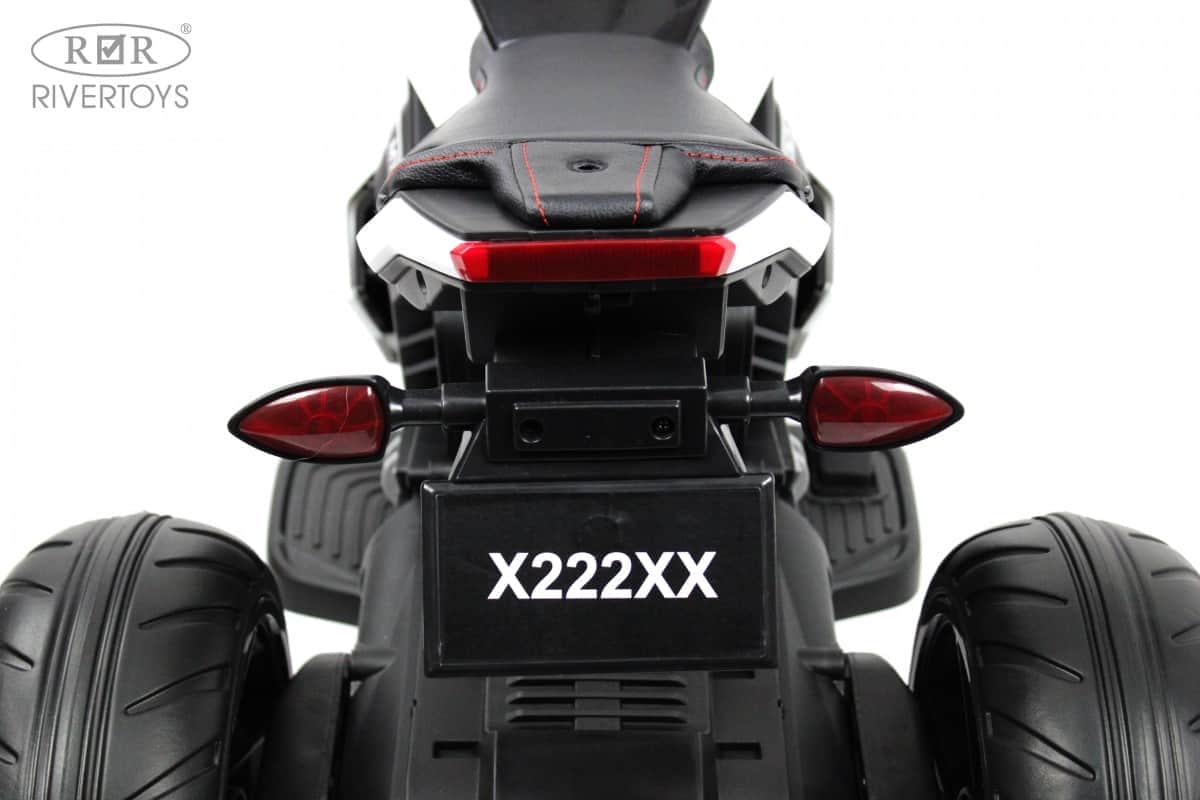 картинка Детский трицикл X222XX белый 