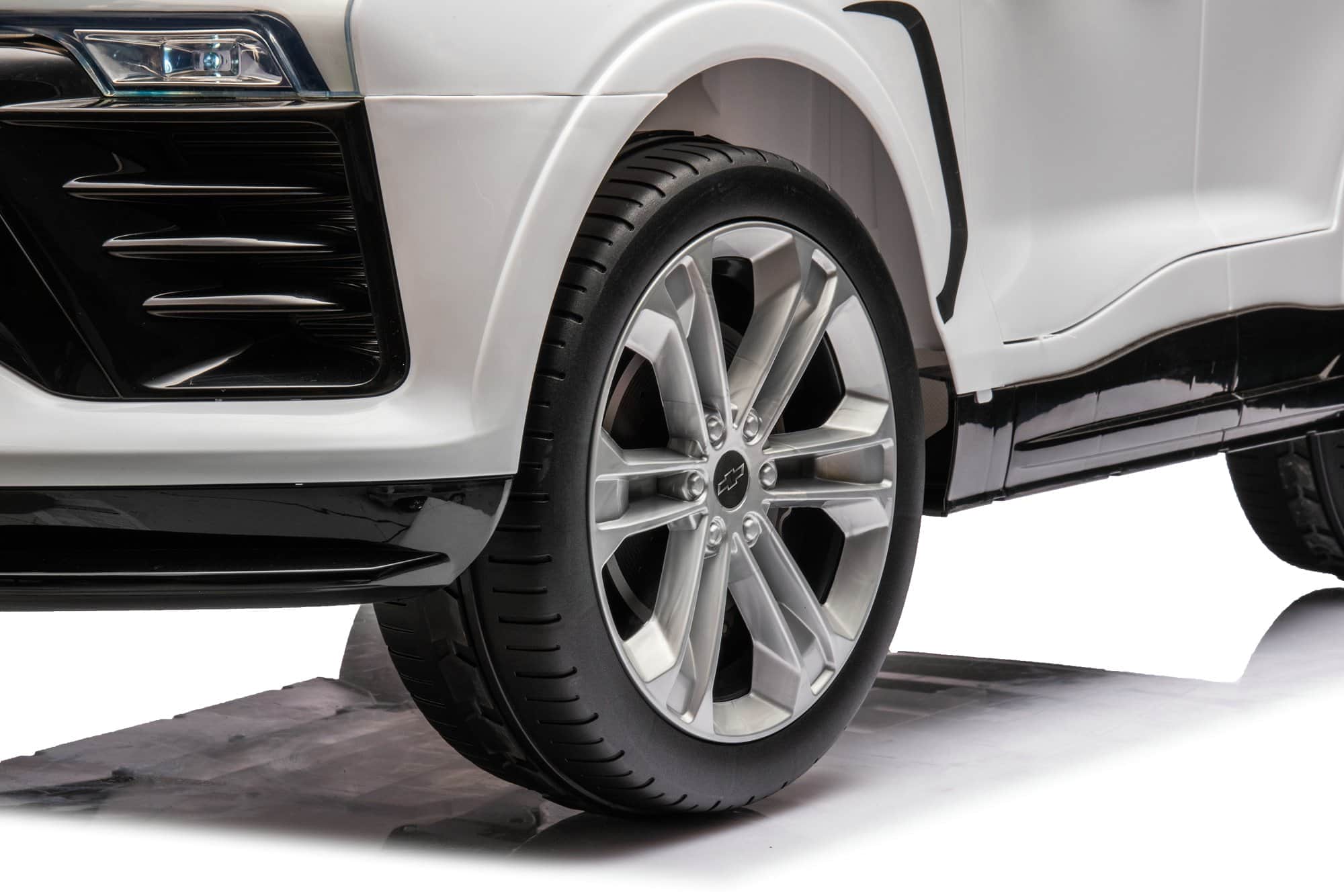 картинка Джип Chevrolett Blazer HL638 Белый 