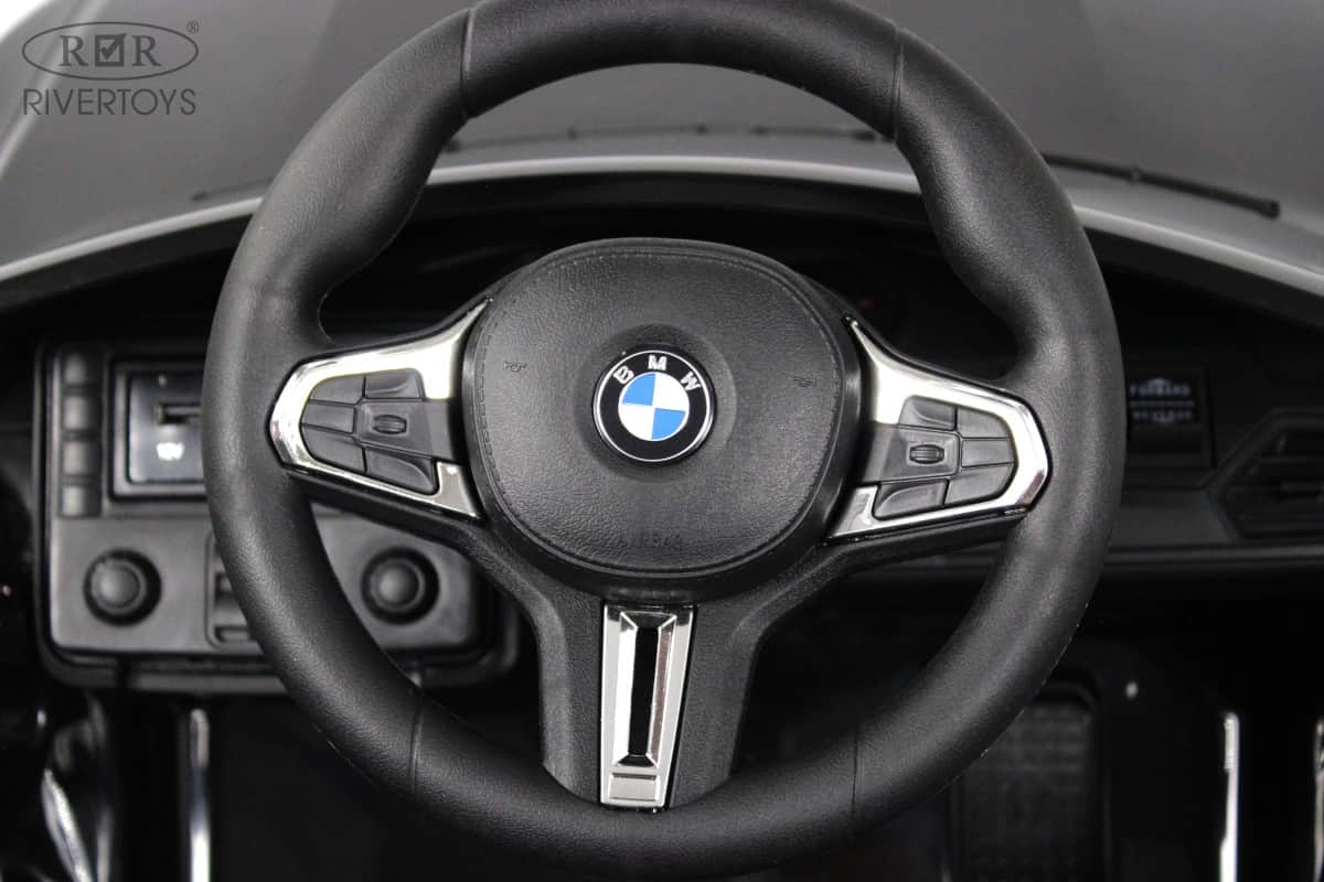 картинка Детский электромобиль BMW M4 (A004AA) черный 