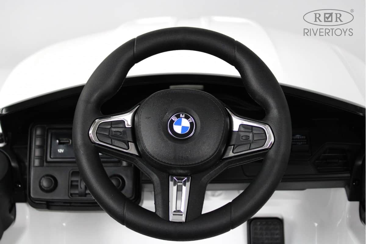 картинка Детский электромобиль BMW M4 (A004AA) белый 