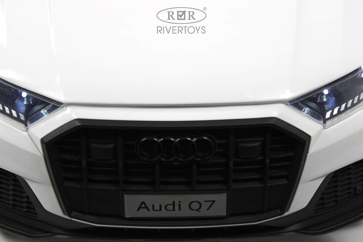 картинка Детский электромобиль AUDI Q7 (HL678) белый 