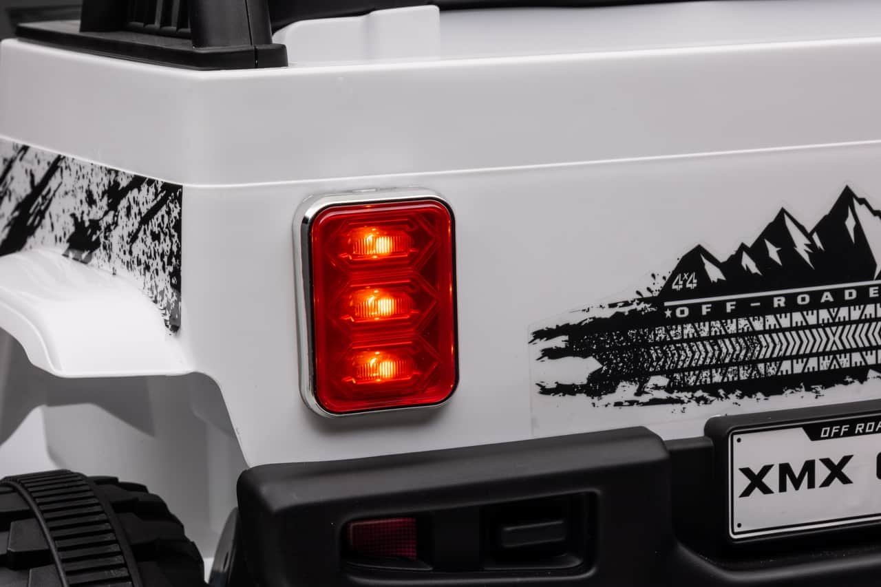 картинка Джип Jeep Rubicon ХМХ 637 Белый 