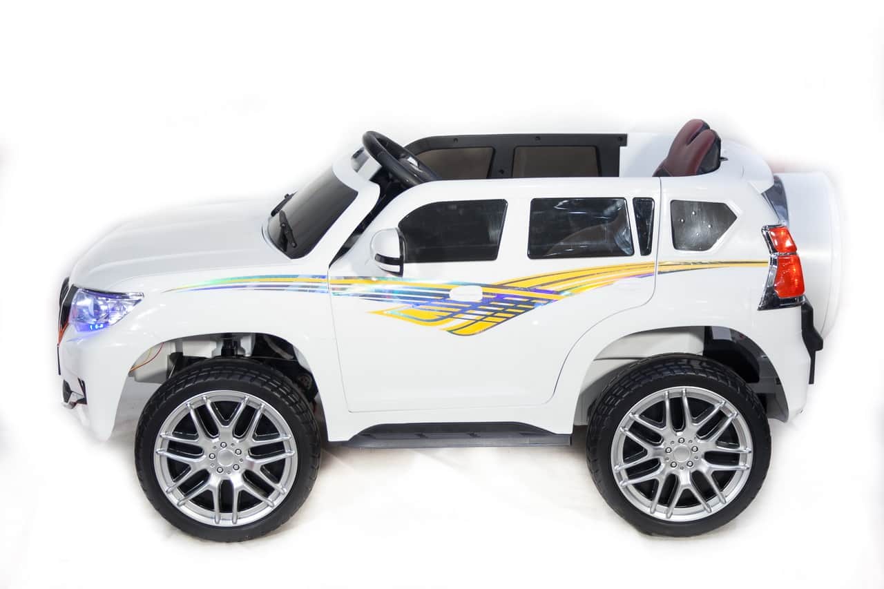 картинка Джип Toyota Prado 5637 Белый 