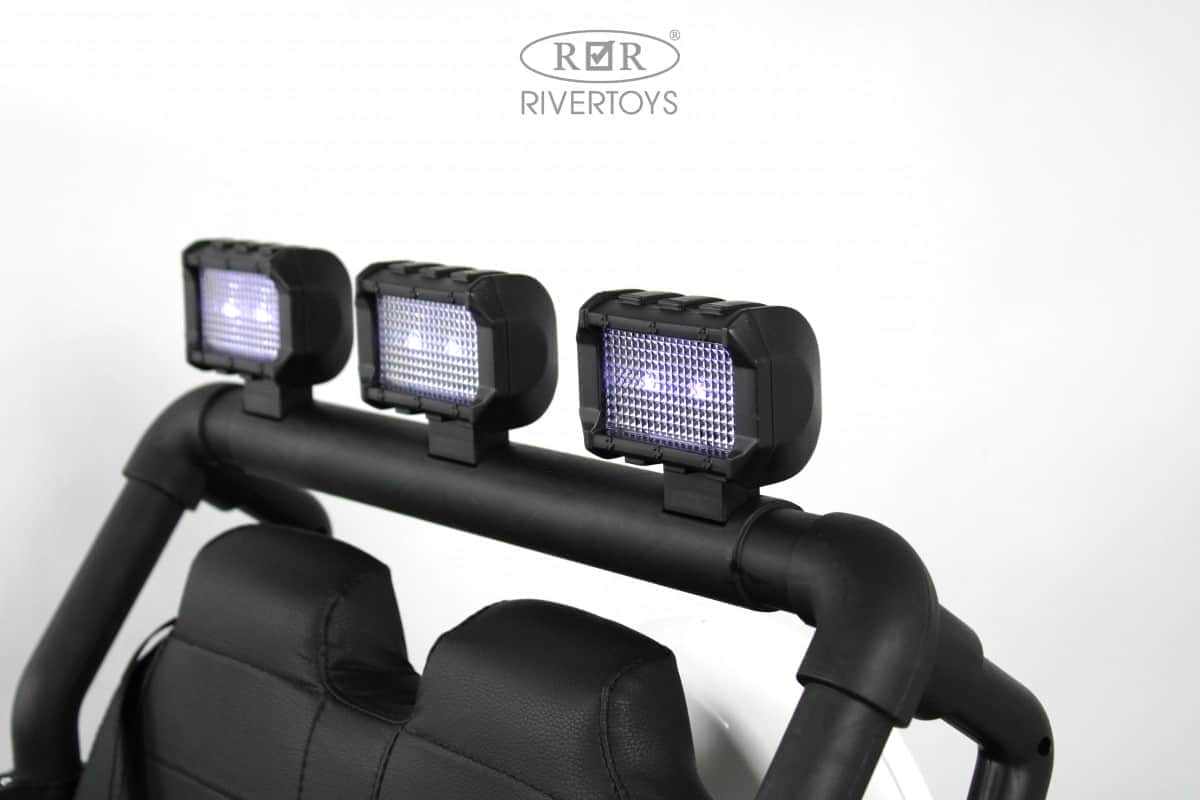 картинка Детский электромобиль X888XX белый 