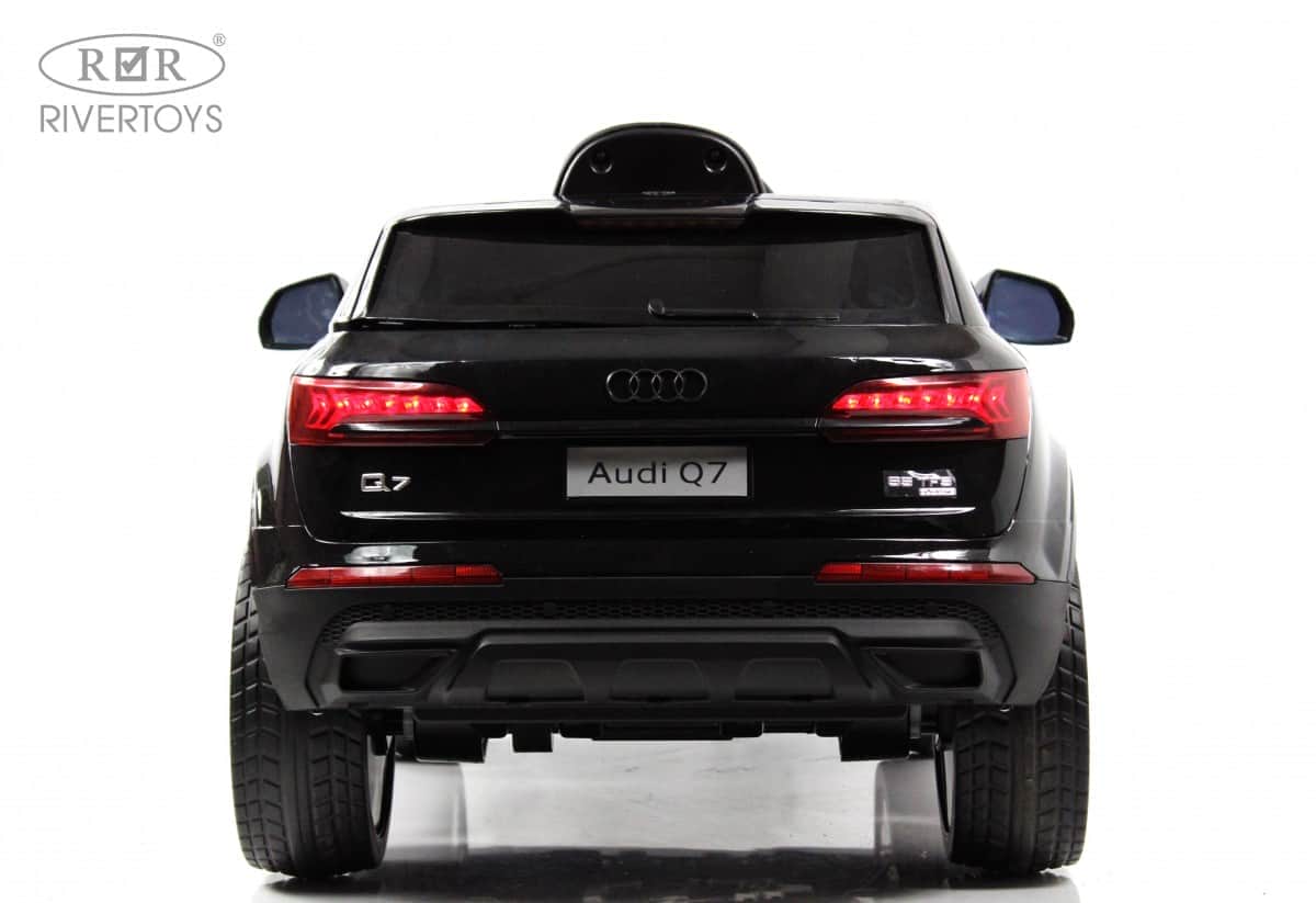 картинка Детский электромобиль AUDI Q7 (HL678) черный глянец 