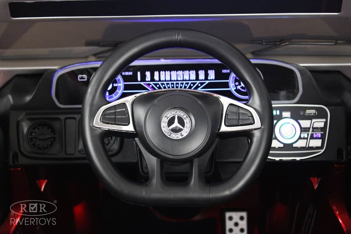 картинка Детский электромобиль Mercedes-Benz EQG (E222EE) красный глянец 