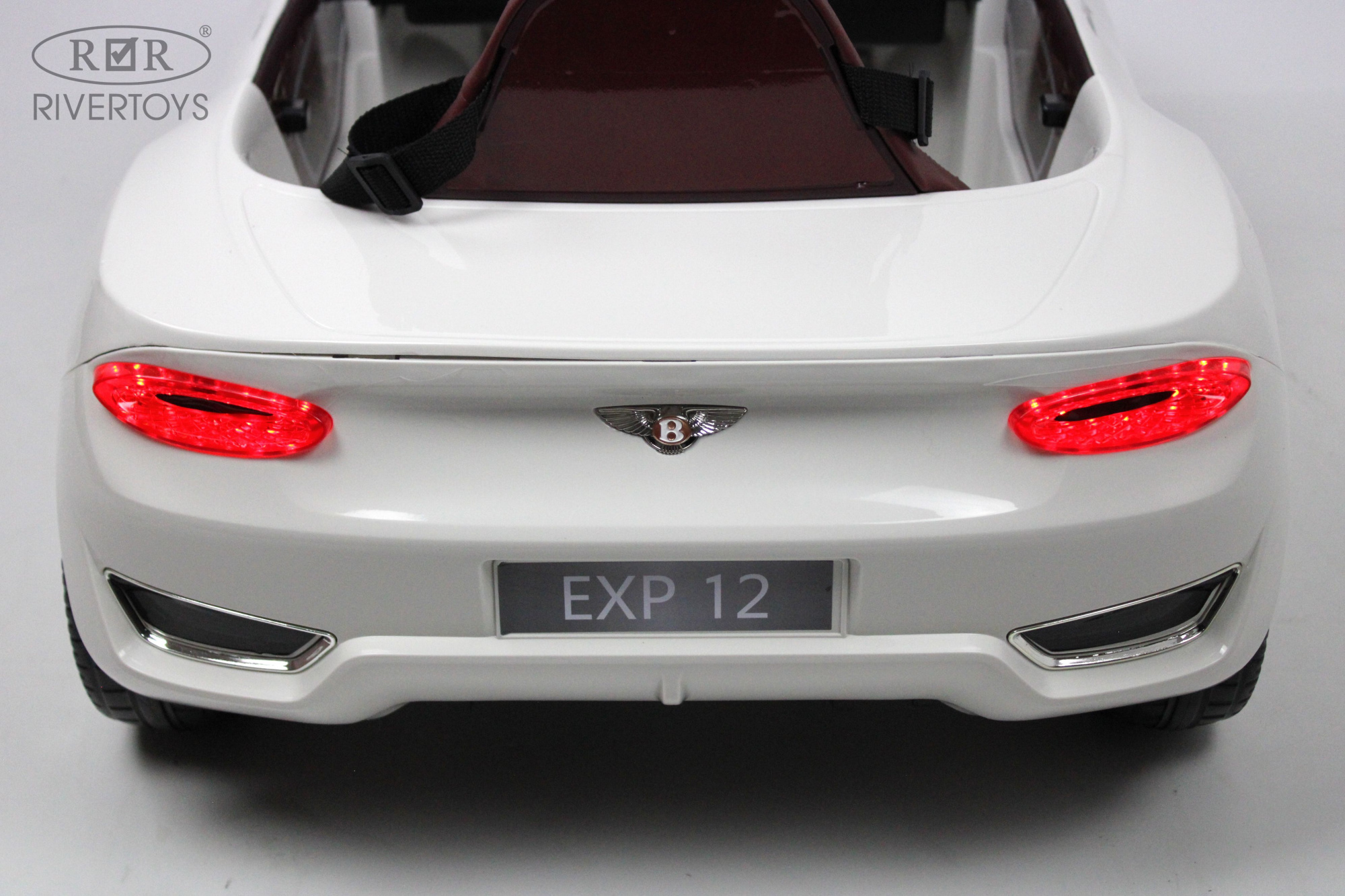 картинка Детский электромобиль Bentley EXP12 (JE1166) белый 